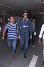 Ranbir Kapoor snapped at airport on 13th Nov 2015